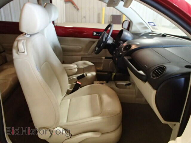 2008 VOLKSWAGEN BEETLE - VIN: 3VWPW31C58M513614 - Фото 5