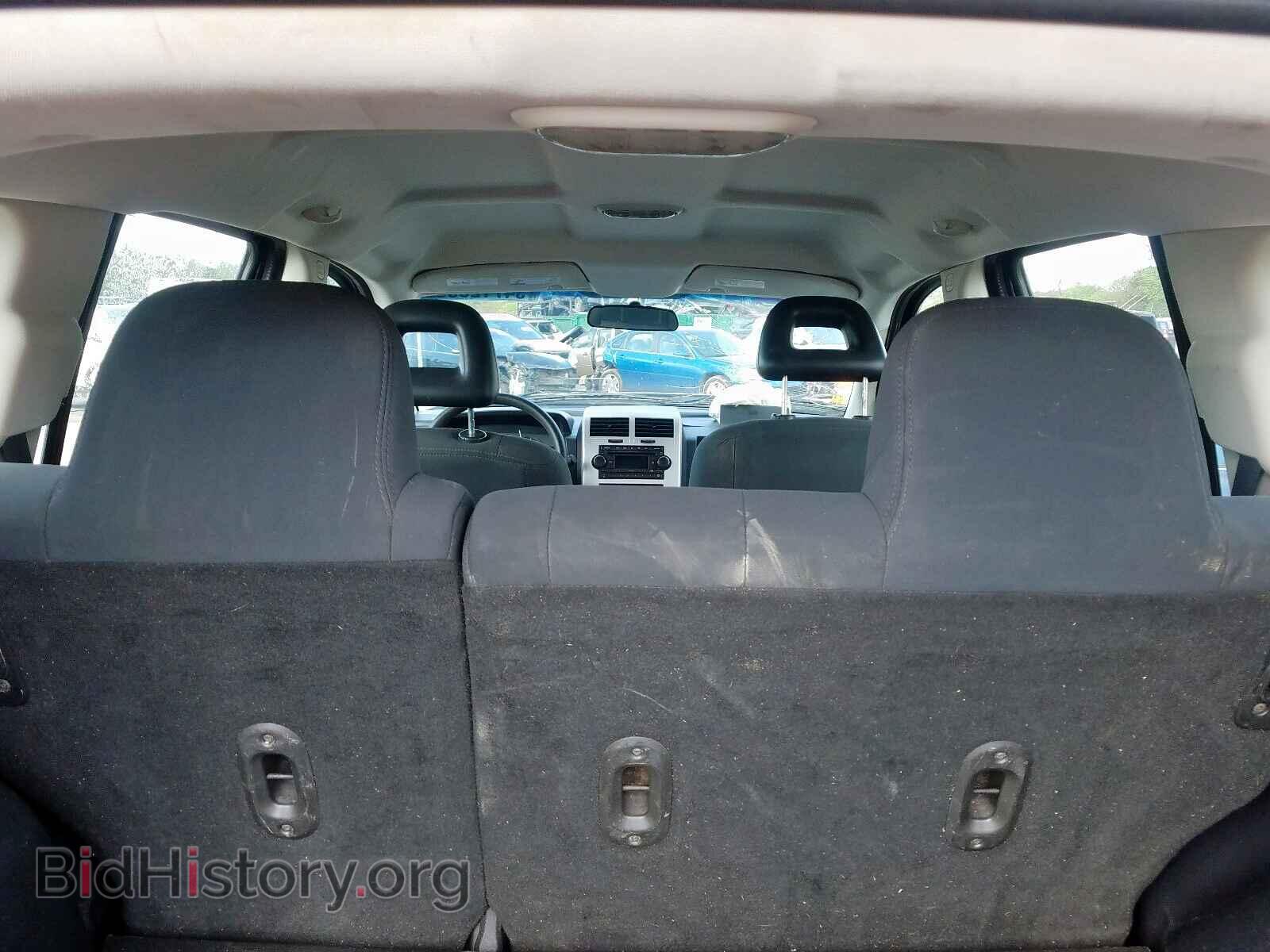 2008 JEEP COMPASS - VIN: 1J8FT47W58D608564 - Photo 9