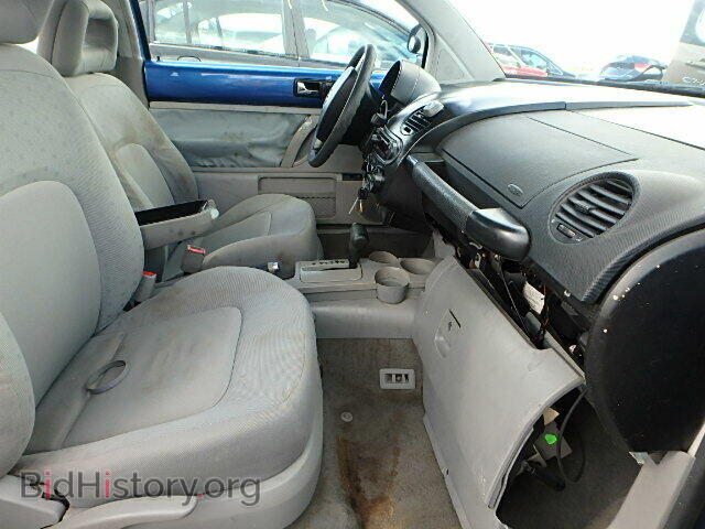 2000 VOLKSWAGEN BEETLE - VIN: 3VWCA21CXYM413211 - Фото 5