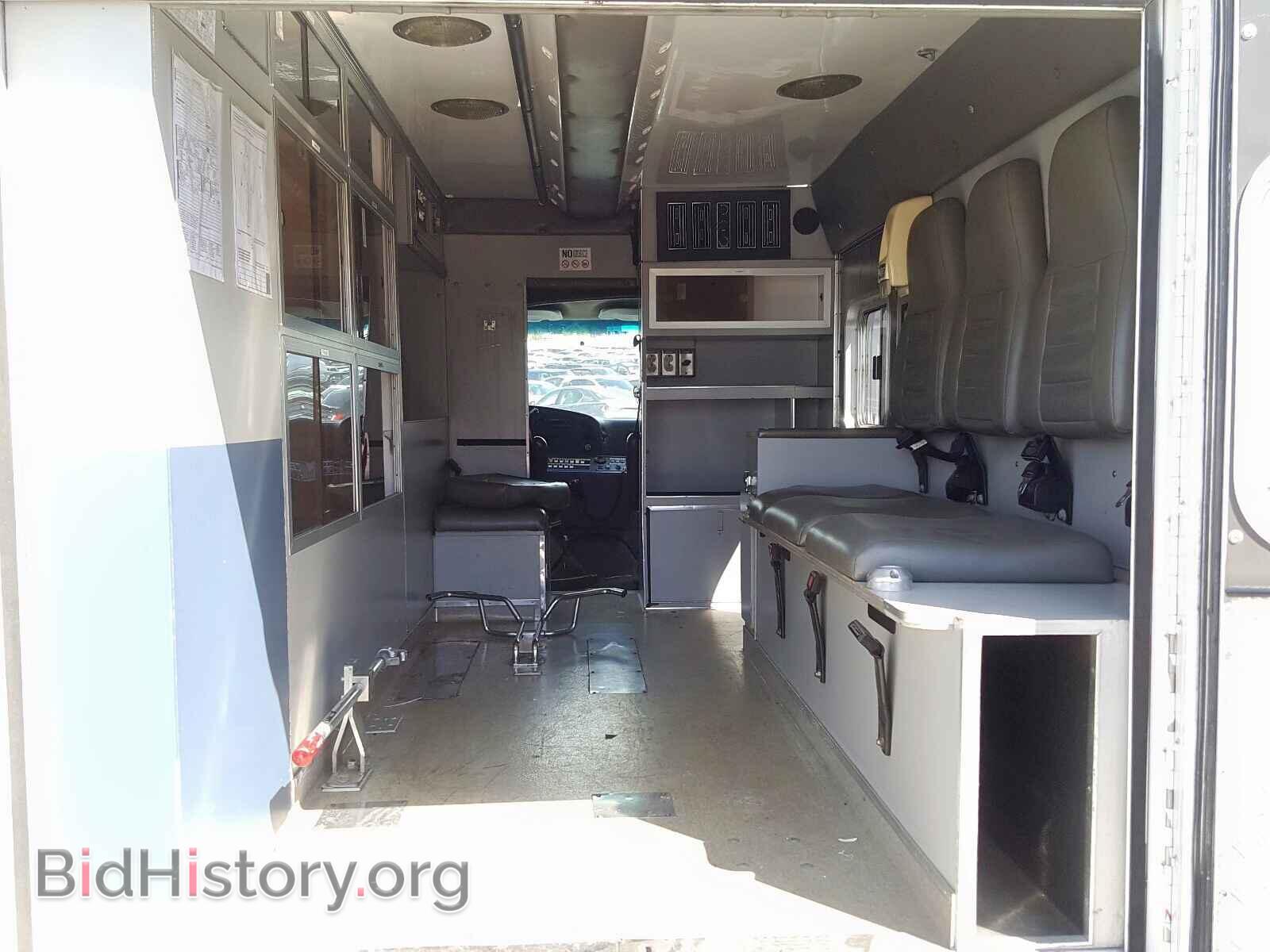 1993 FORD ECONOLINE - VIN: 1FDJE30M6PHB85558 - Photo 9