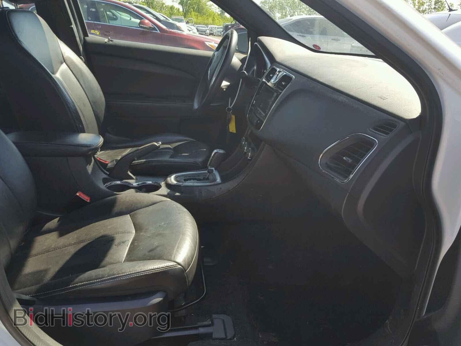 2012 CHRYSLER 200 - VIN: 1C3CCBCB0CN330083 - Фото 5