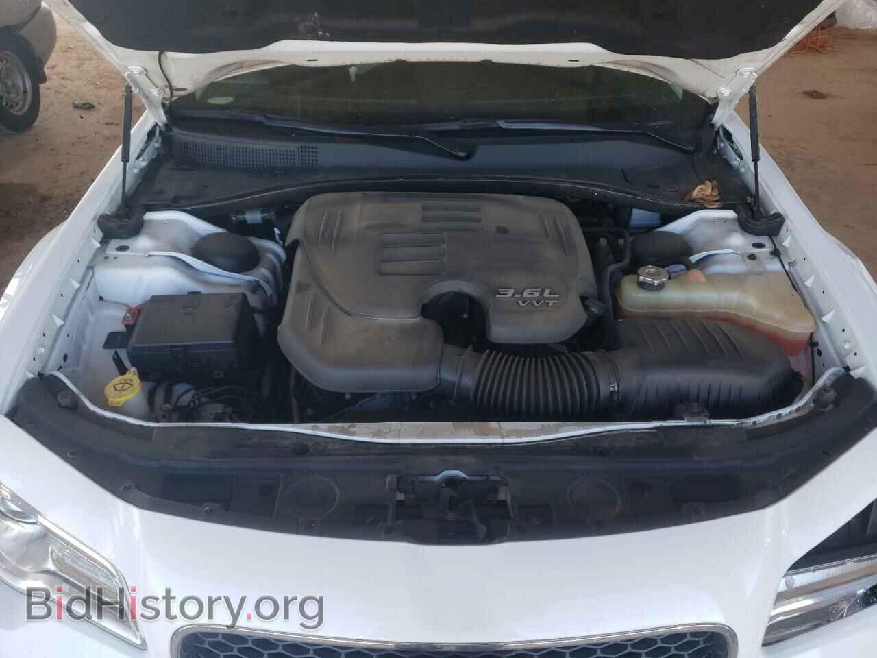 2016 CHRYSLER 300 - VIN: 2C3CCAAG7GH261433 - Фото 7