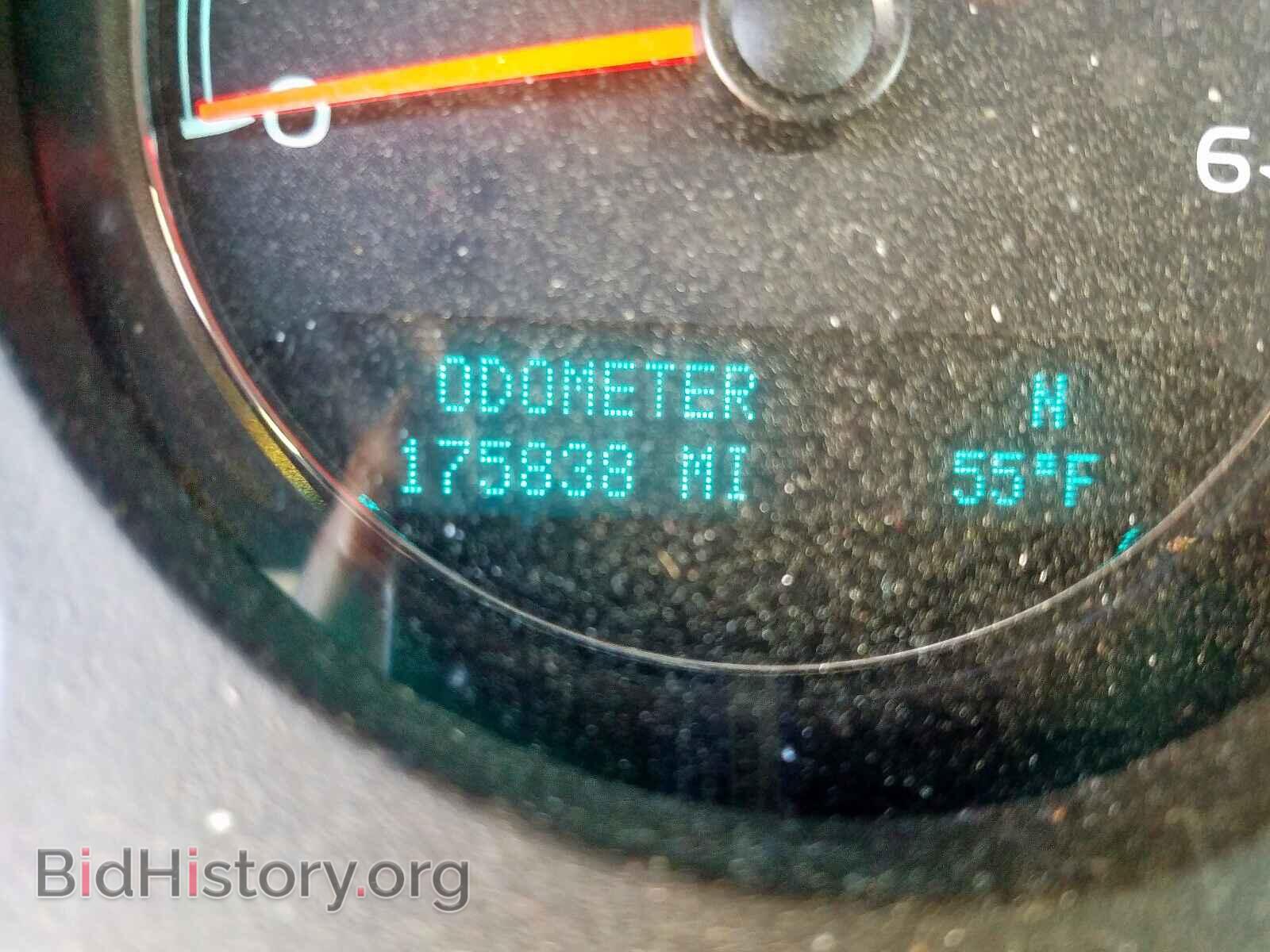 2011 GMC YUKON - VIN: 1GKS2EEF2BR104067 - Фото 8