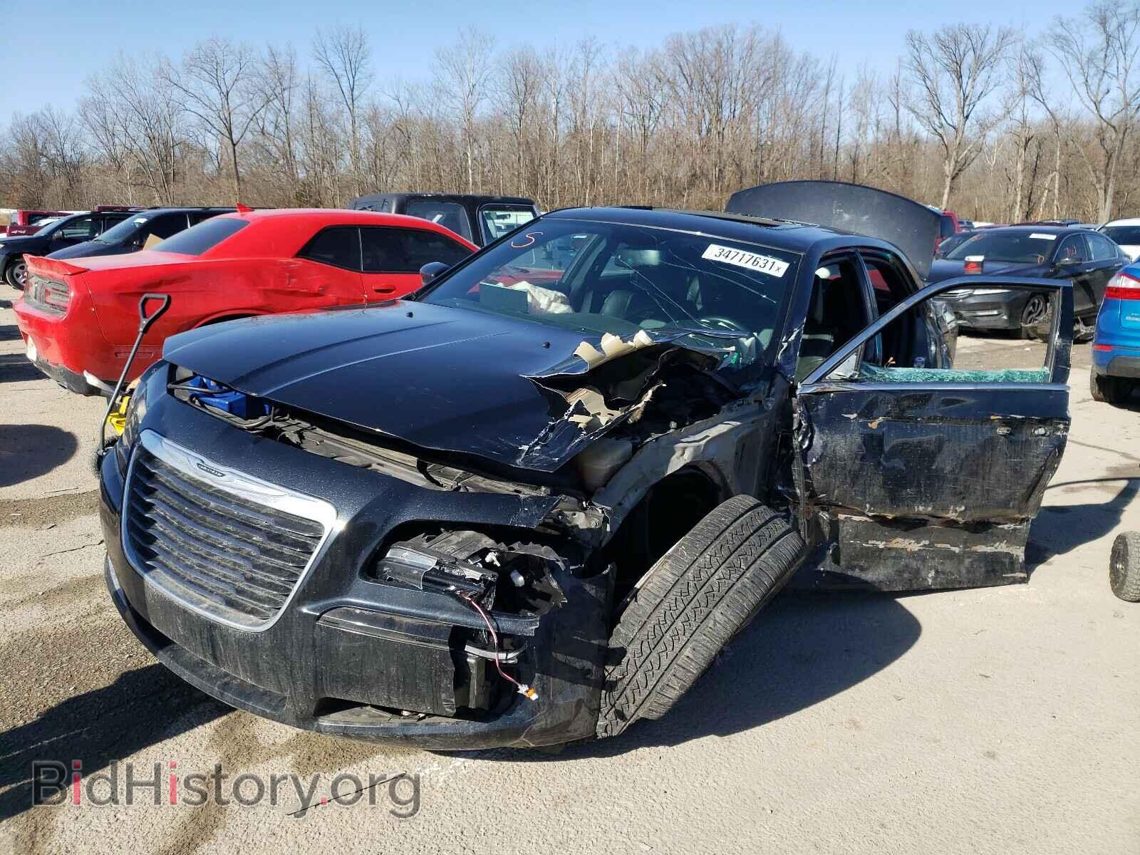 2014 CHRYSLER 300 - VIN: 2C3CCAGT6EH104350 - Фото 2