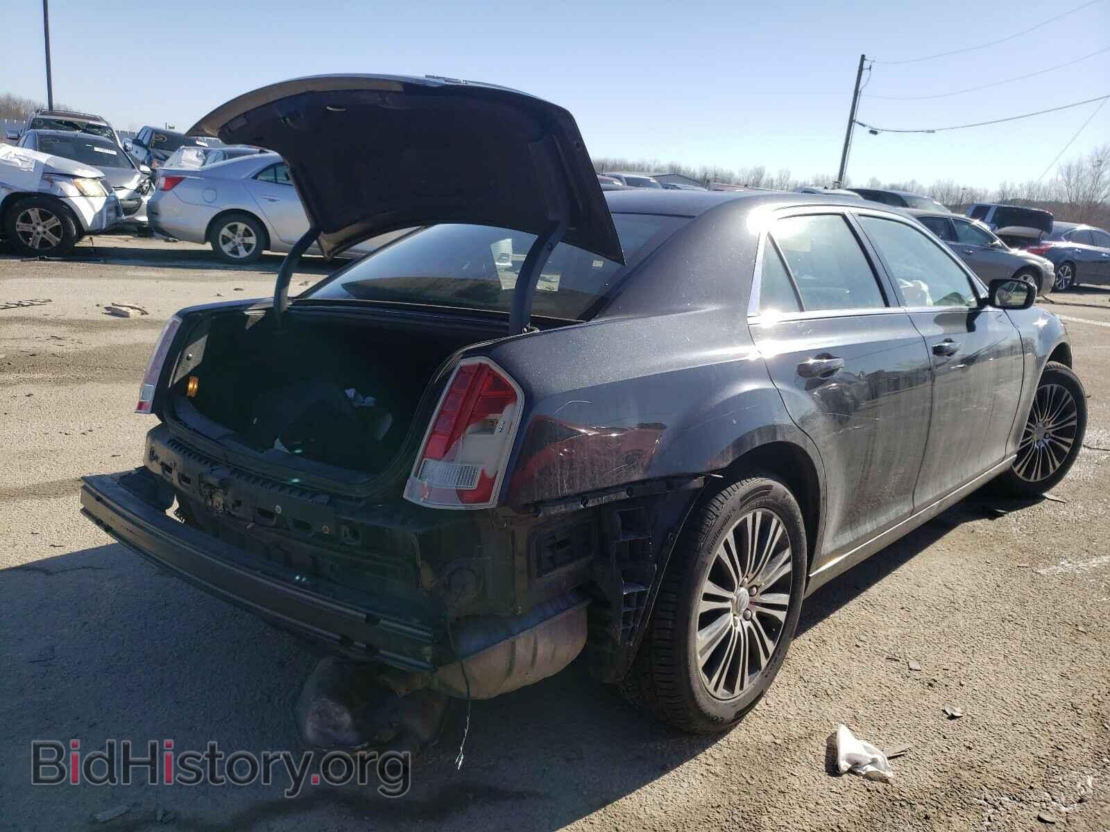 2014 CHRYSLER 300 - VIN: 2C3CCAGT6EH104350 - Фото 4