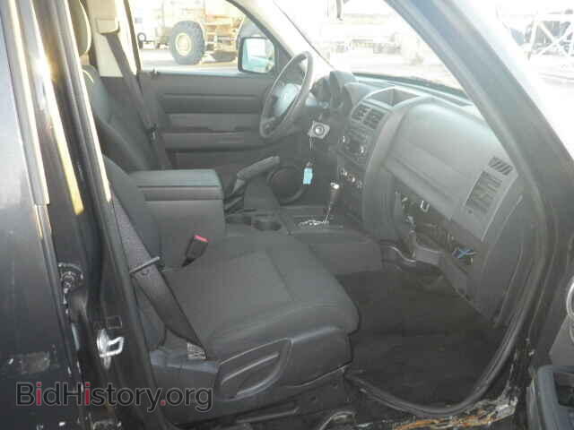 2011 DODGE NITRO - VIN: 1D4PT4GK5BW584094 - Photo 5