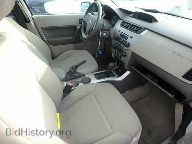 2008 FORD FOCUS - VIN: 1FAHP34N78W140180 - Photo 5