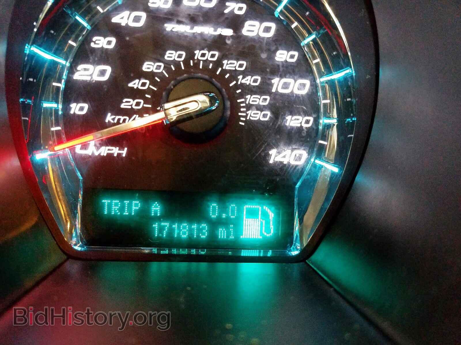 2011 FORD TAURUS - VIN: 1FAHP2DW3BG136955 - Фото 8