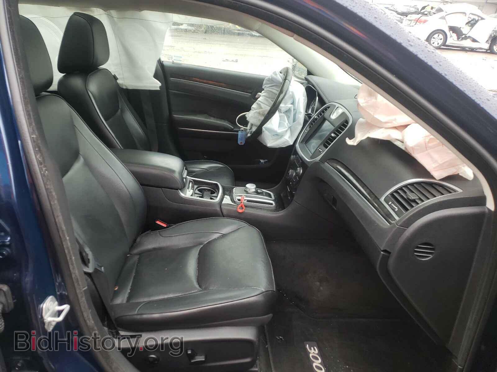2016 CHRYSLER 300 - VIN: 2C3CCAKG1GH190986 - Фото 5