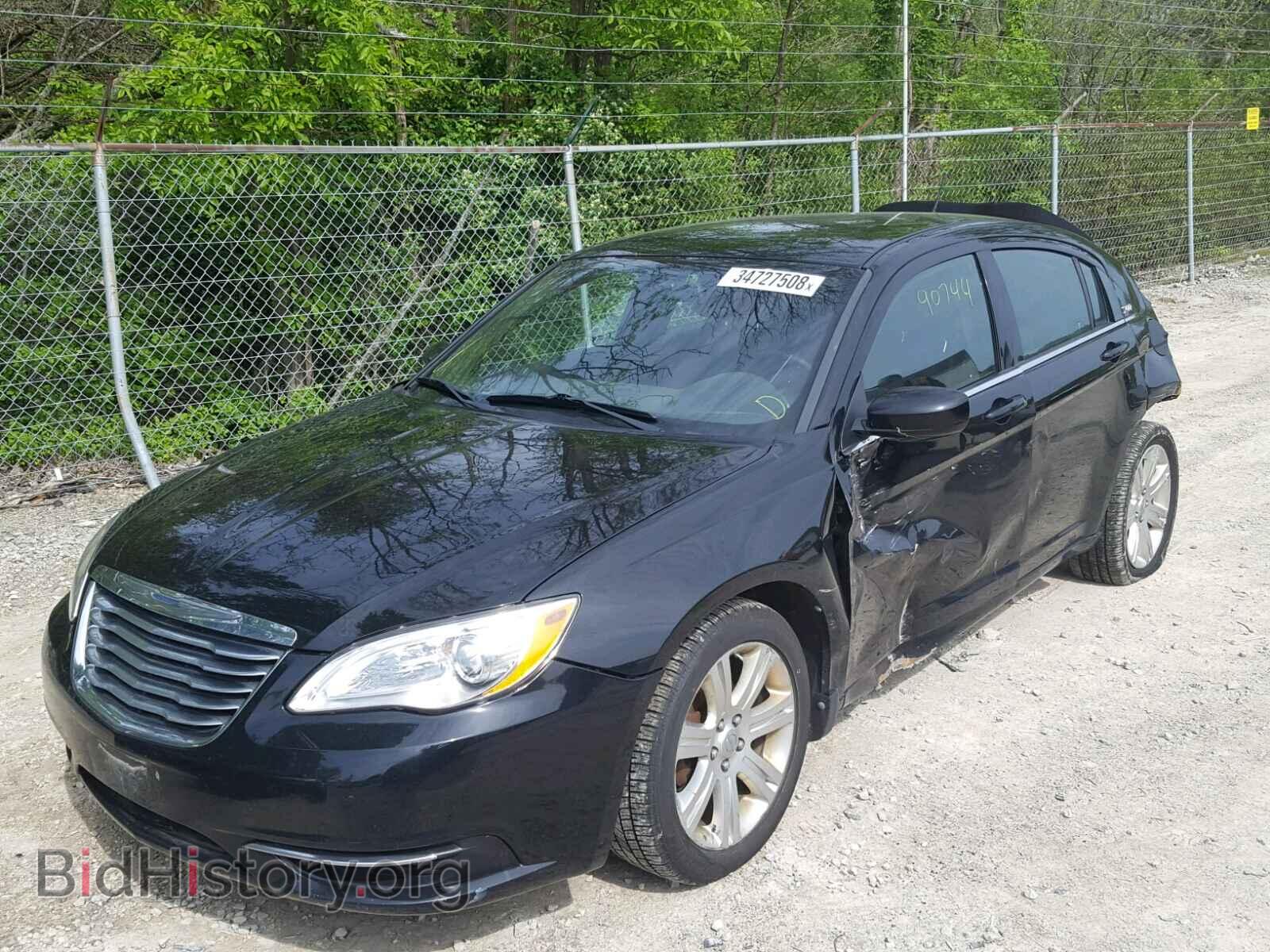 2011 CHRYSLER 200 - VIN: 1C3BC1FB2BN623466 - Фото 2