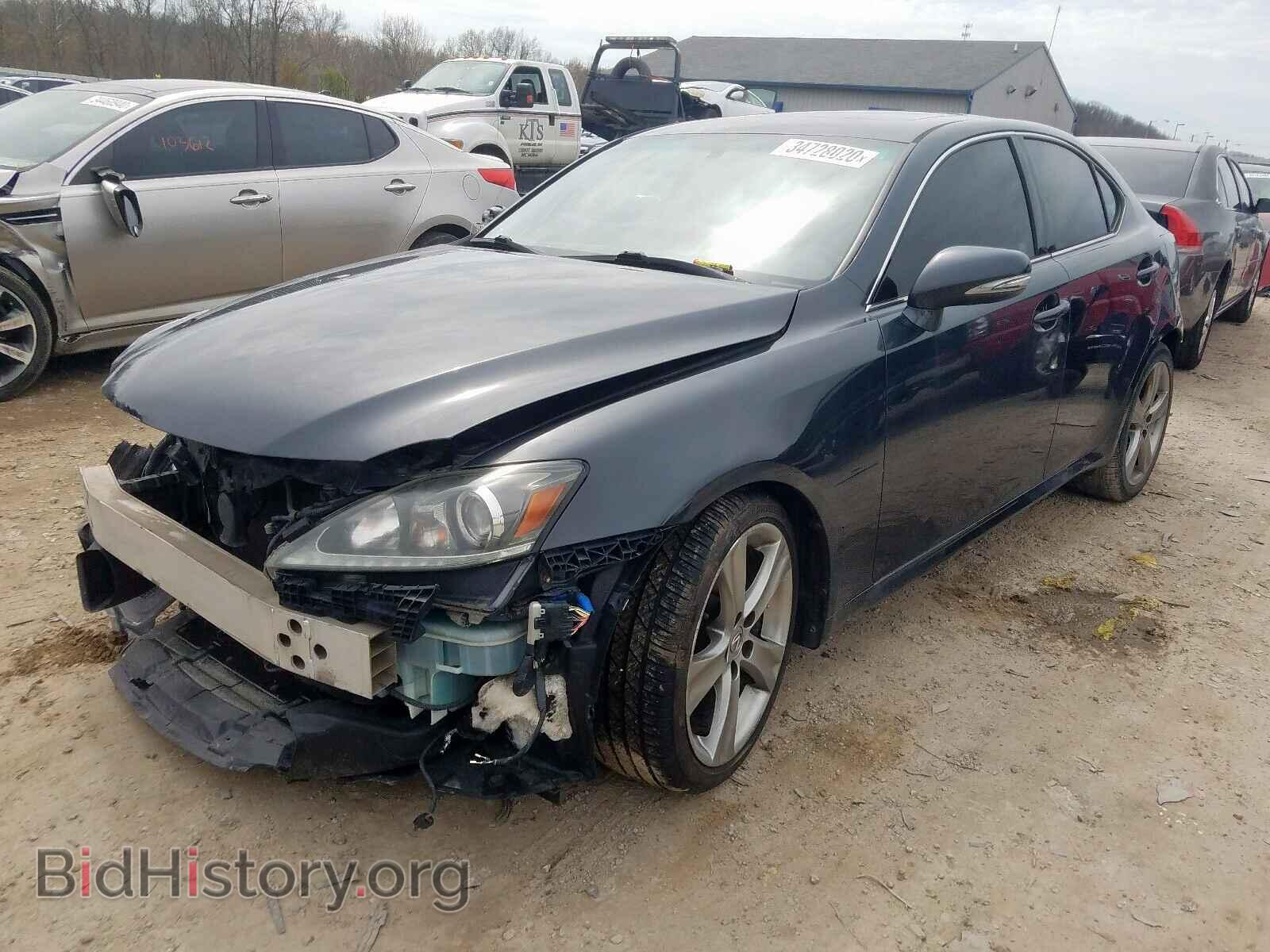 2011 LEXUS IS - VIN: JTHBF5C22B5139018 - Photo 2