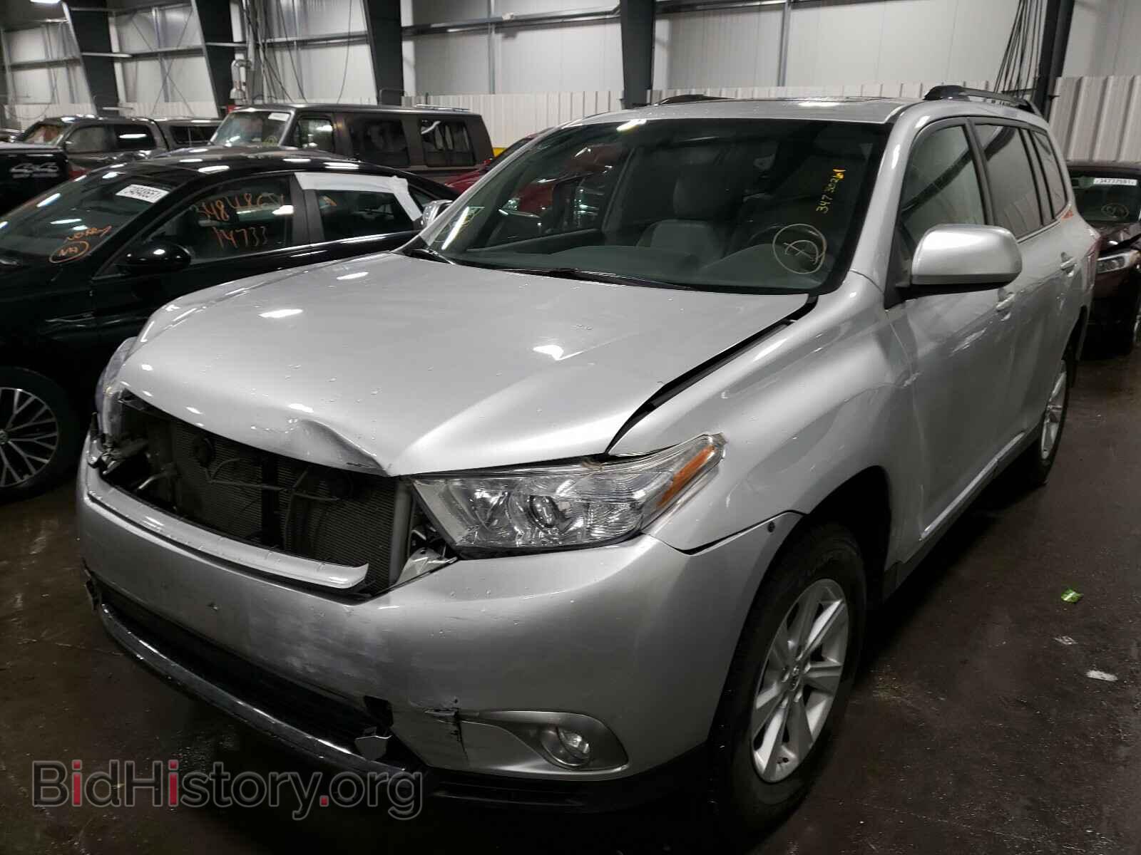 2012 TOYOTA HIGHLANDER - VIN: 5TDBK3EH2CS098694 - Фото 2
