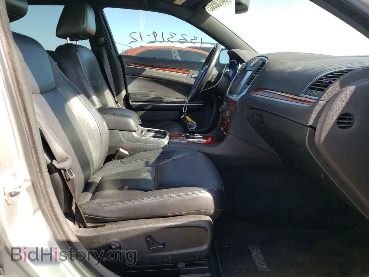 2012 CHRYSLER 300 - VIN: 2C3CCACG7CH204091 - Фото 5