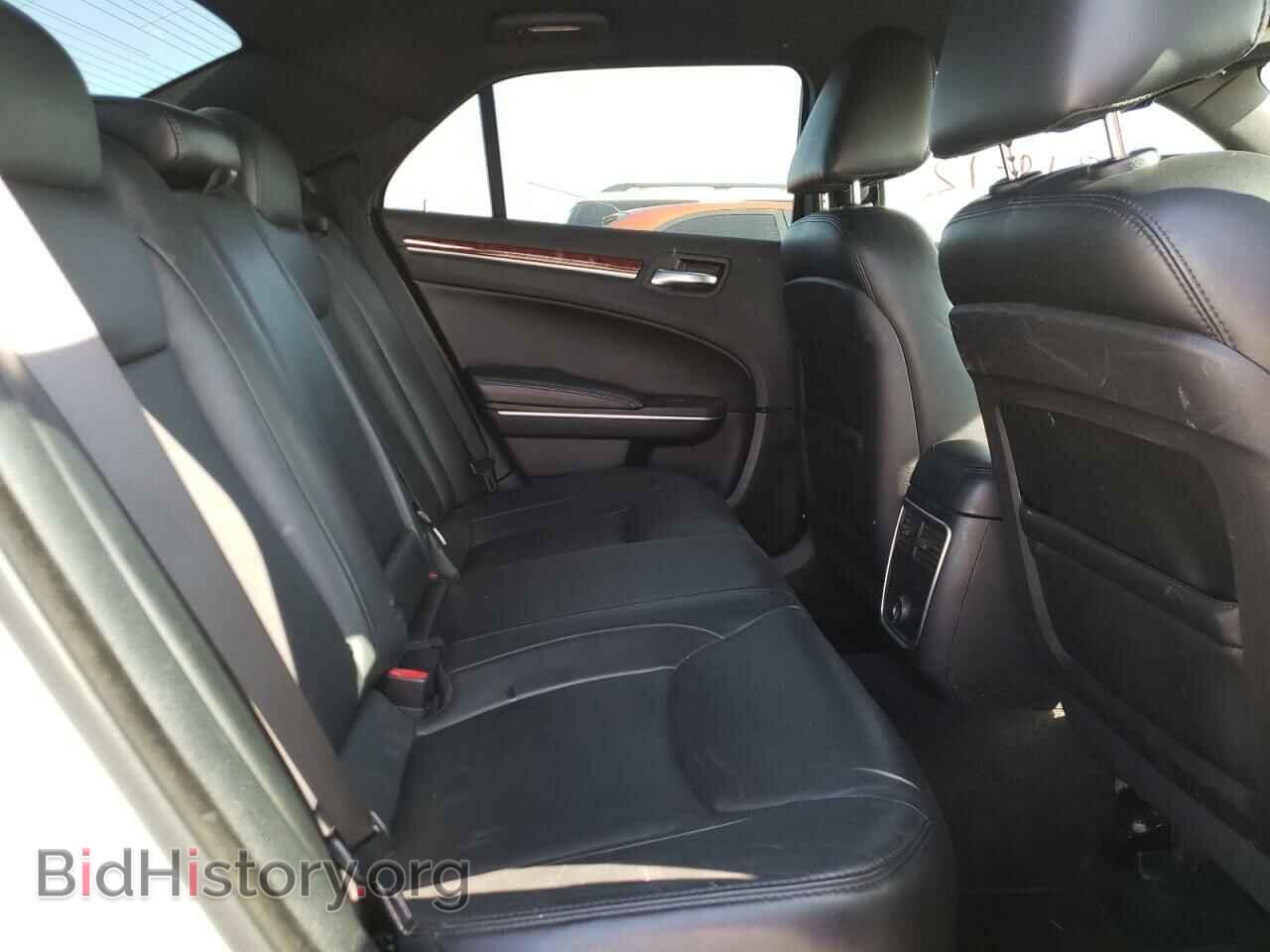 2012 CHRYSLER 300 - VIN: 2C3CCACG7CH204091 - Фото 6