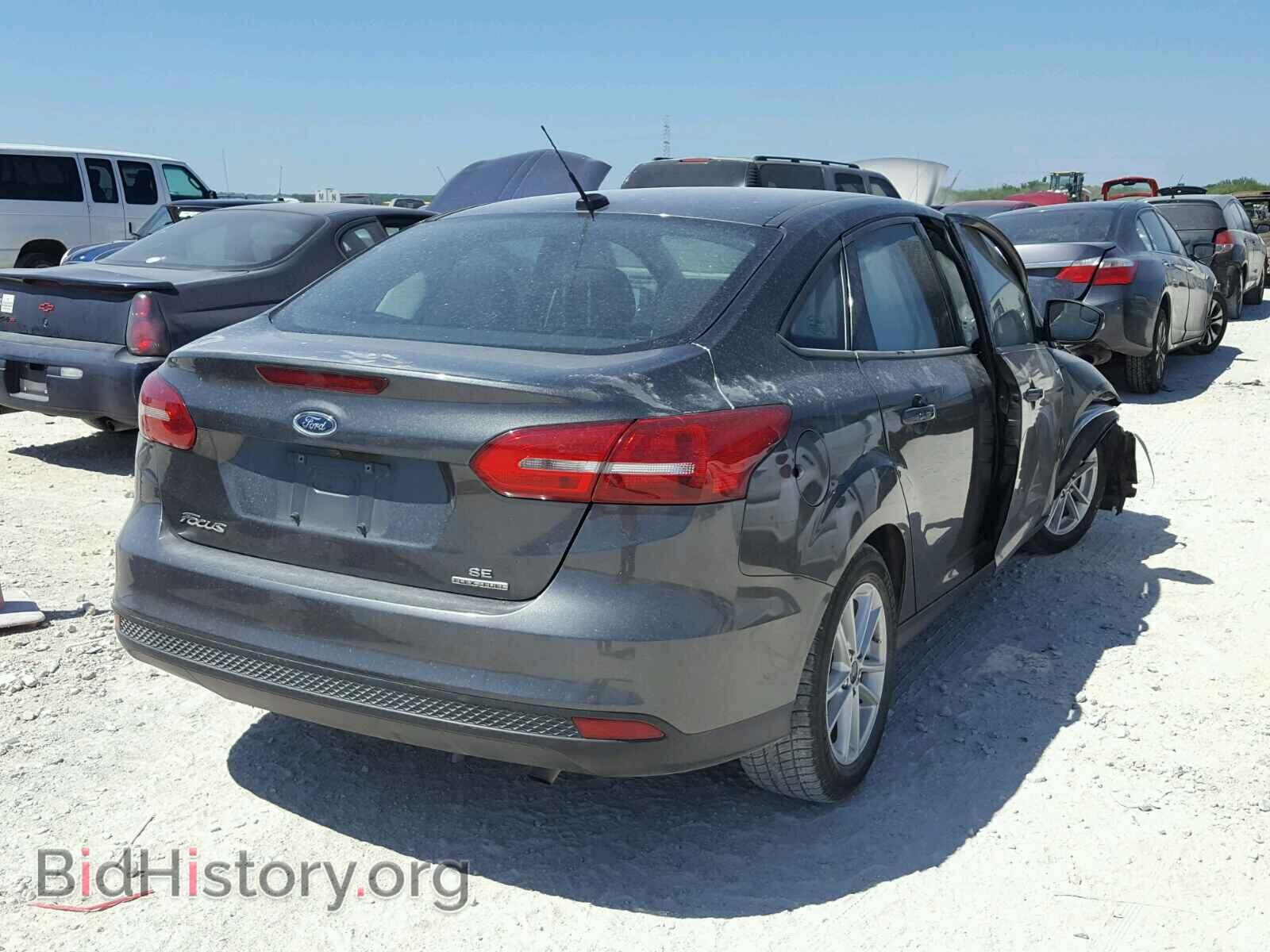 2016 FORD FOCUS SE - VIN: 1FADP3F21GL352302 - Фото 4