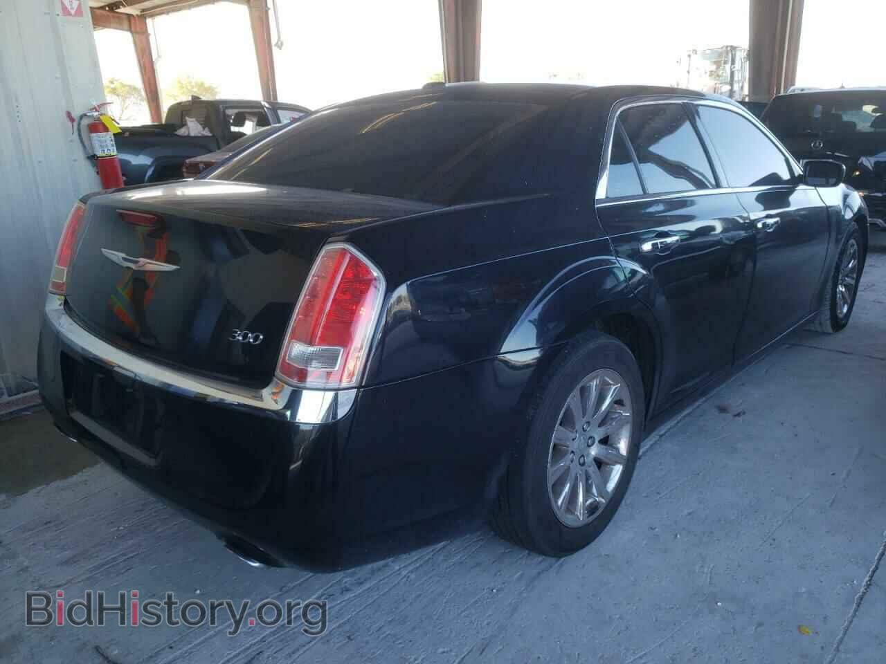 2012 CHRYSLER 300 - VIN: 2C3CCACG3CH192523 - Фото 4