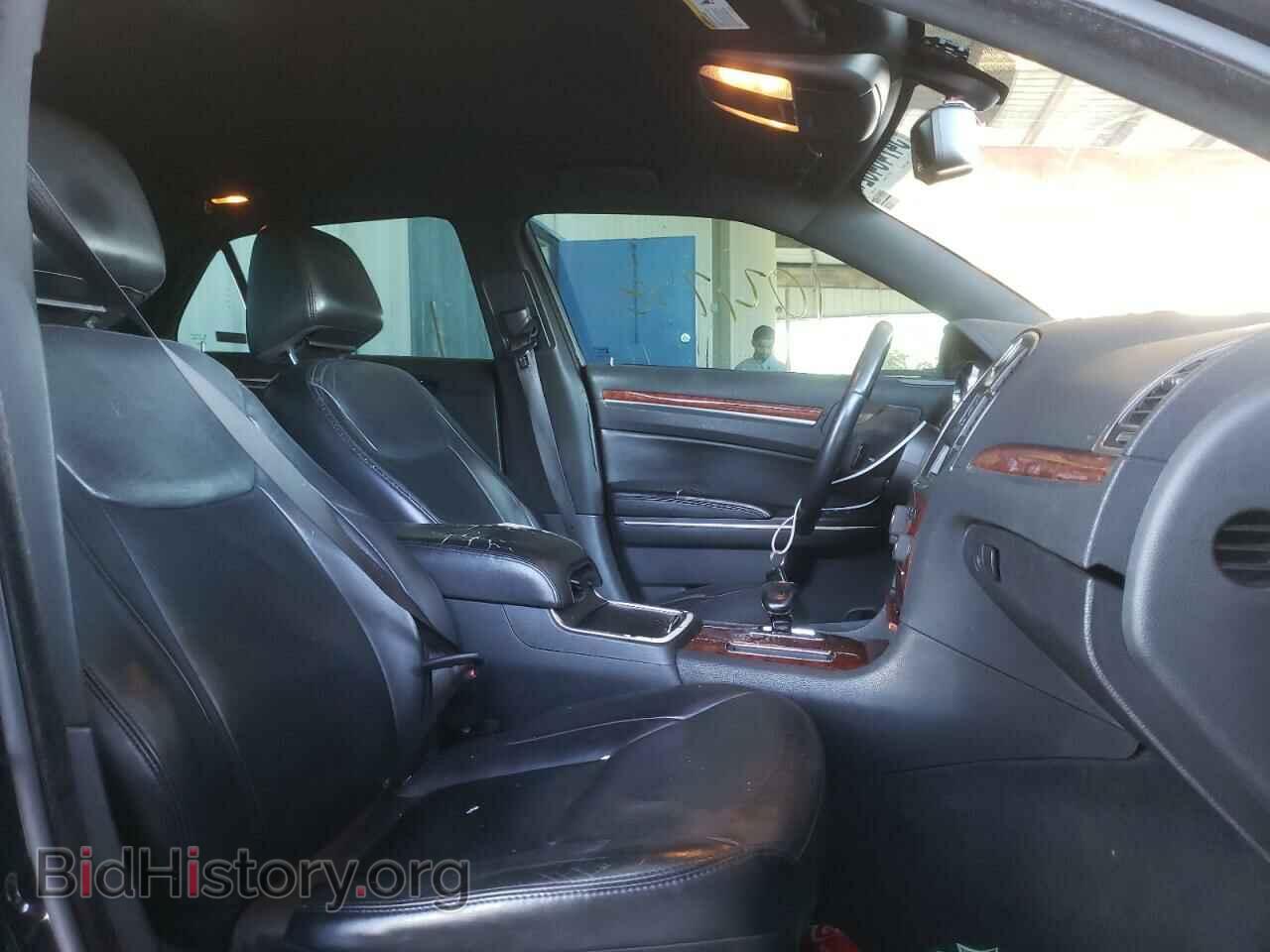 2012 CHRYSLER 300 - VIN: 2C3CCACG3CH192523 - Фото 5