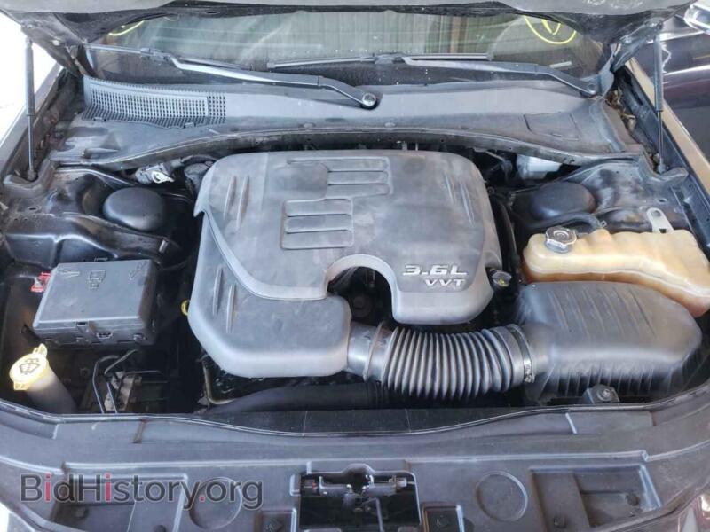 2012 Chrysler 300 (VIN 2C3CCACG3CH192523) — фото 7 из 10