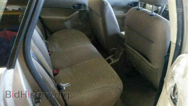 2006 FORD FOCUS - VIN: 1FAFP36N76W159099 - Фото 8