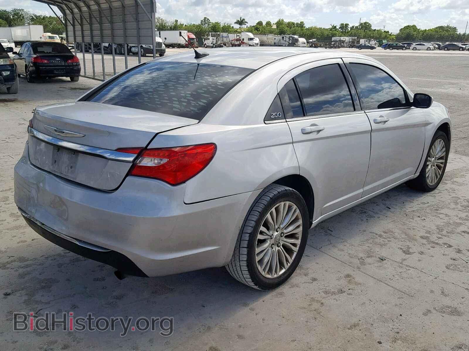 2012 CHRYSLER 200 - VIN: 1C3CCBAB6CN262018 - Фото 4