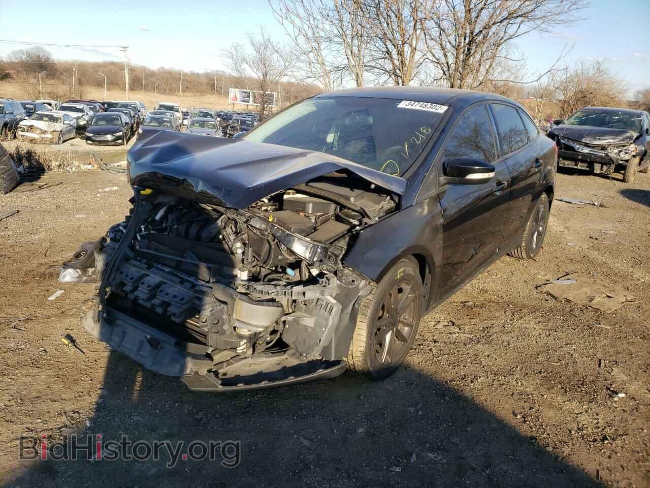 2017 FORD FOCUS - VIN: 1FADP3F23HL220725 - Фото 2