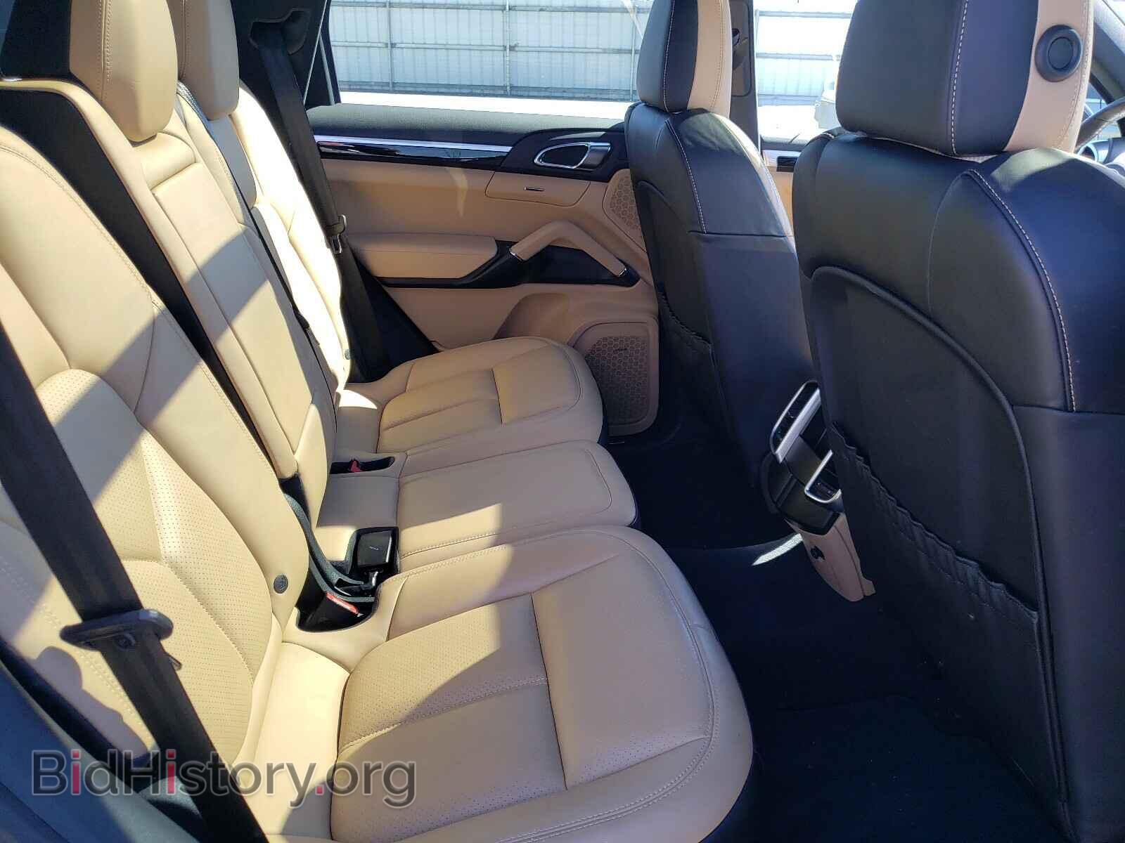 2016 PORSCHE CAYENNE - VIN: WP1AA2A29GKA13145 - Фото 6