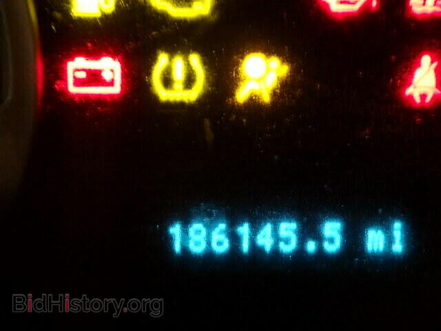 2009 FORD FOCUS - VIN: 1FAHP37N29W200203 - Фото 8