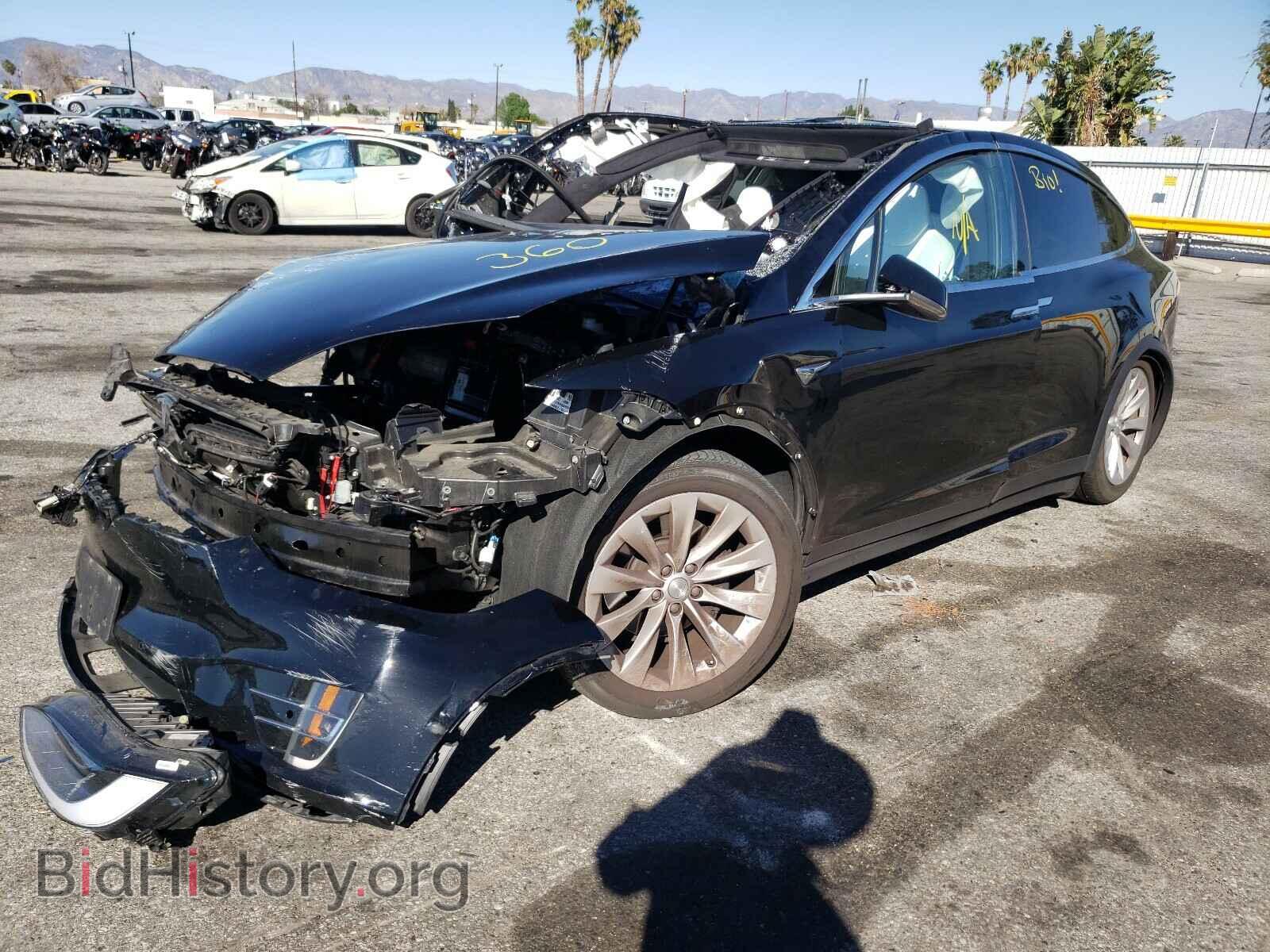 2017 TESLA MODEL X - VIN: 5YJXCDE22HF078235 - Photo 2