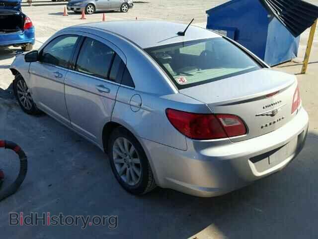 2010 CHRYSLER SEBRING - VIN: 1C3CC5FB3AN137694 - Фото 3