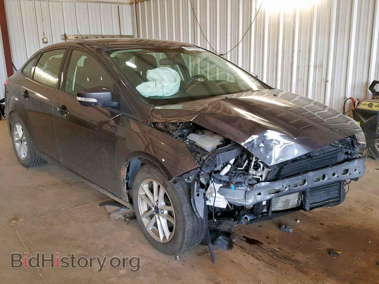 Фотография 1FADP3F20HL337372 - FORD FOCUS SE 2017