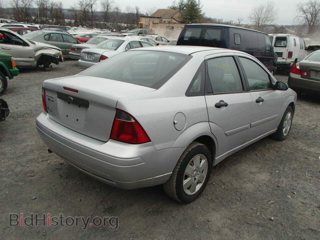2007 FORD FOCUS - VIN: 1FAFP34N47W319637 - Photo 4