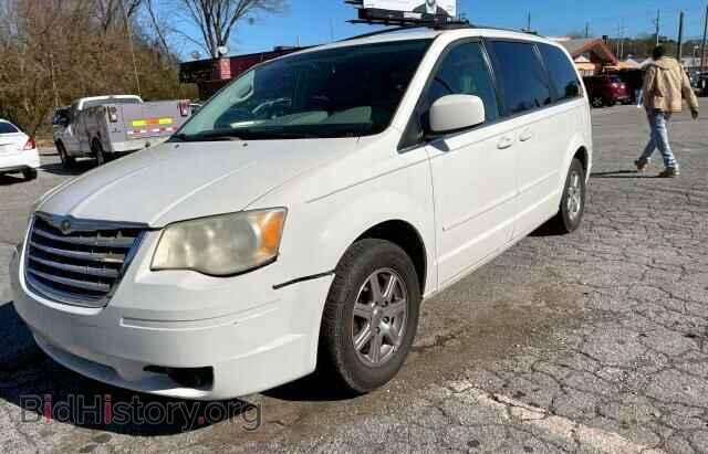 2008 CHRYSLER MINIVAN - VIN: 2A8HR54P28R687103 - Фото 2
