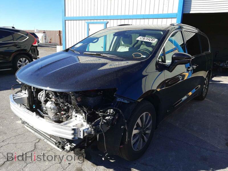 2021 Chrysler PACIFICA (VIN 2C4RC1BG3MR519893) — photo 2 of 10