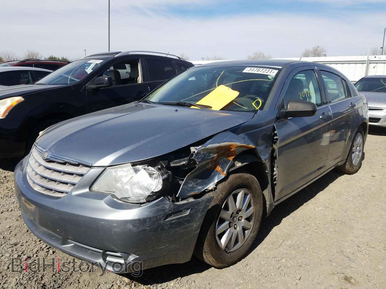 2010 CHRYSLER SEBRING - VIN: 1C3CC4FB7AN137756 - Фото 2
