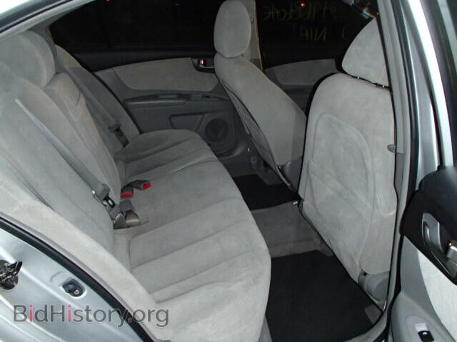2007 KIA OPTIMA - VIN: KNAGE123475113277 - Фото 6