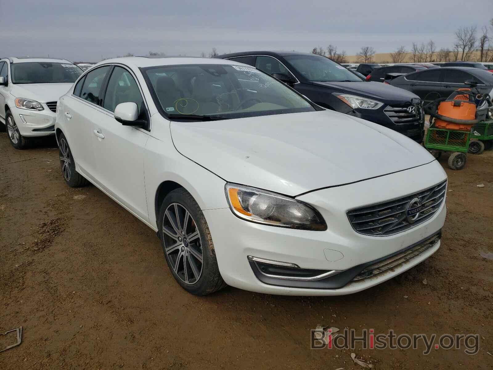 Photo LYV402HK0HB136520 - VOLVO S60 2017