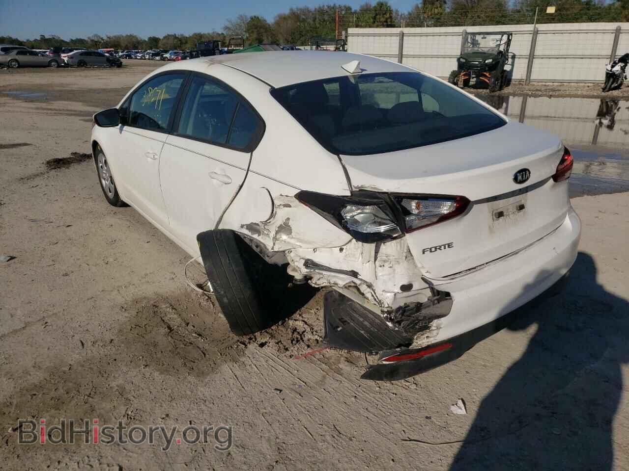2017 KIA FORTE - VIN: 3KPFK4A72HE091718 - Фото 3