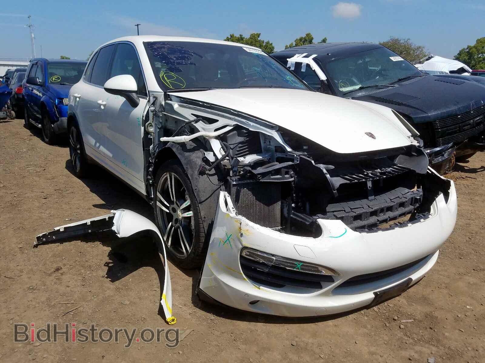 Photo WP1AE2A20BLA93152 - PORSCHE CAYENNE 2011