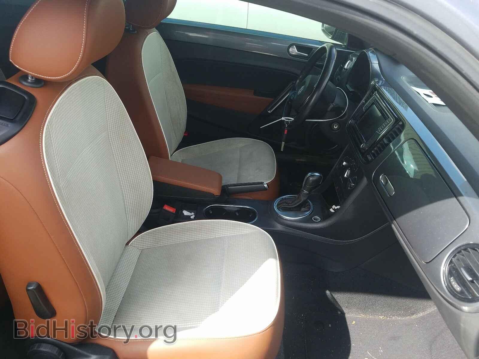 2017 VOLKSWAGEN BEETLE - VIN: 3VWF17AT9HM627486 - Фото 5