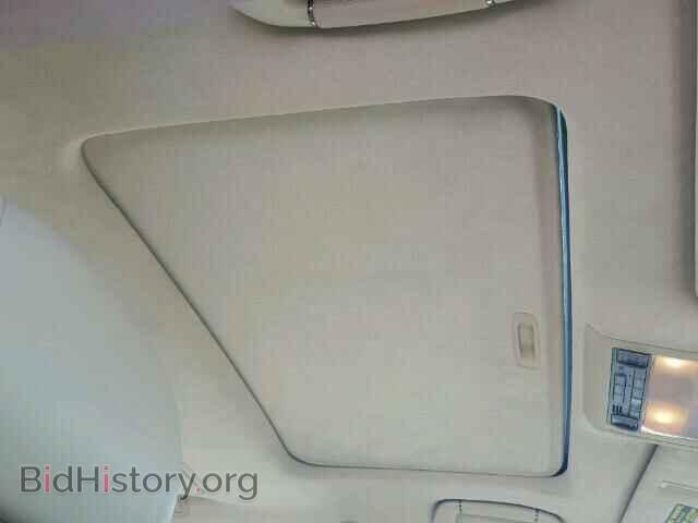 2007 LEXUS LS460 - VIN: JTHGL46F975017366 - Photo 10