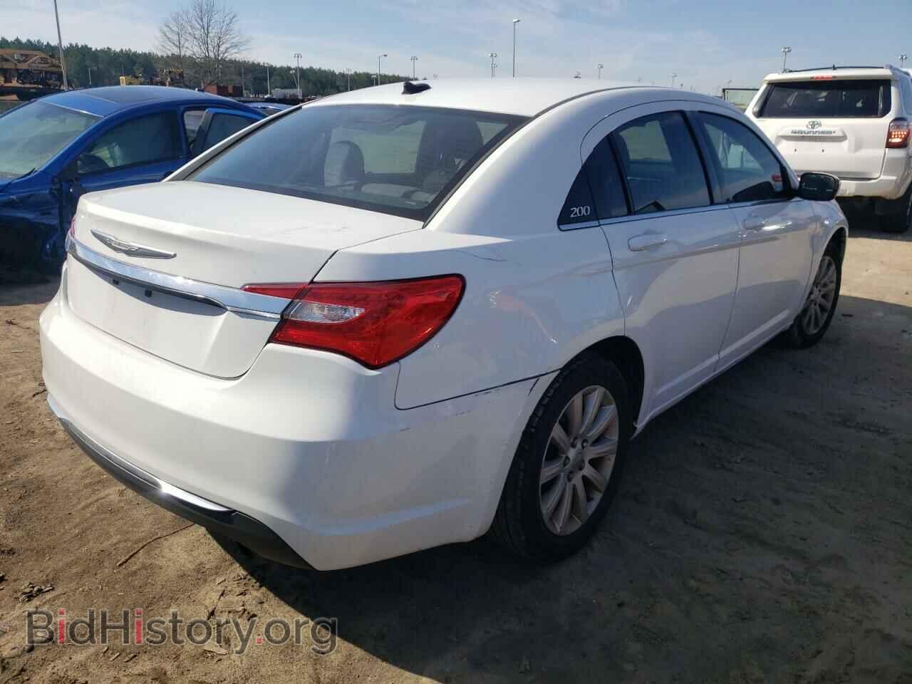 2014 CHRYSLER 200 - VIN: 1C3CCBBB2EN128933 - Фото 4