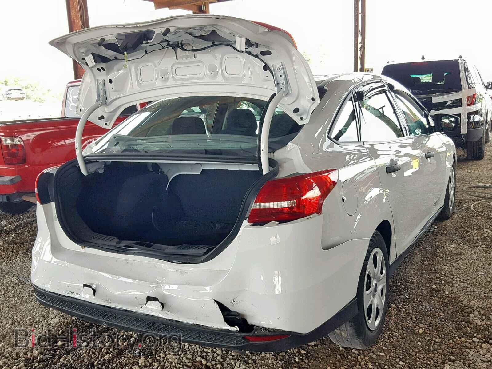 2016 FORD FOCUS - VIN: 1FADP3E29GL274157 - Photo 4