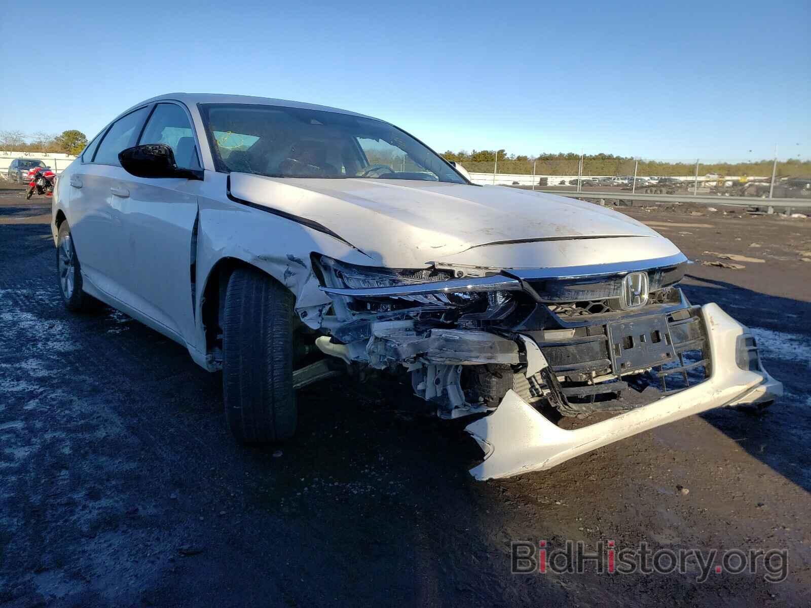 Photo 1HGCV1F15KA087624 - HONDA ACCORD 2019