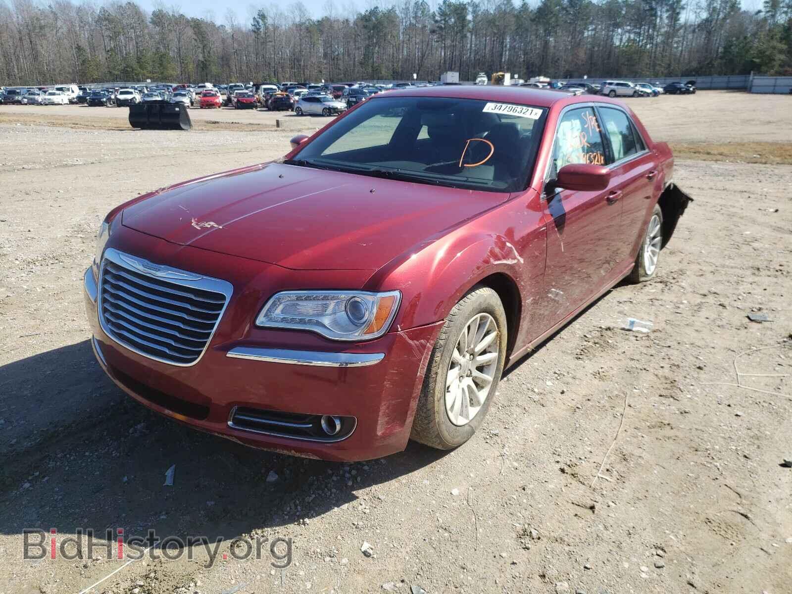 2013 CHRYSLER 300 - VIN: 2C3CCAAG2DH657135 - Photo 2