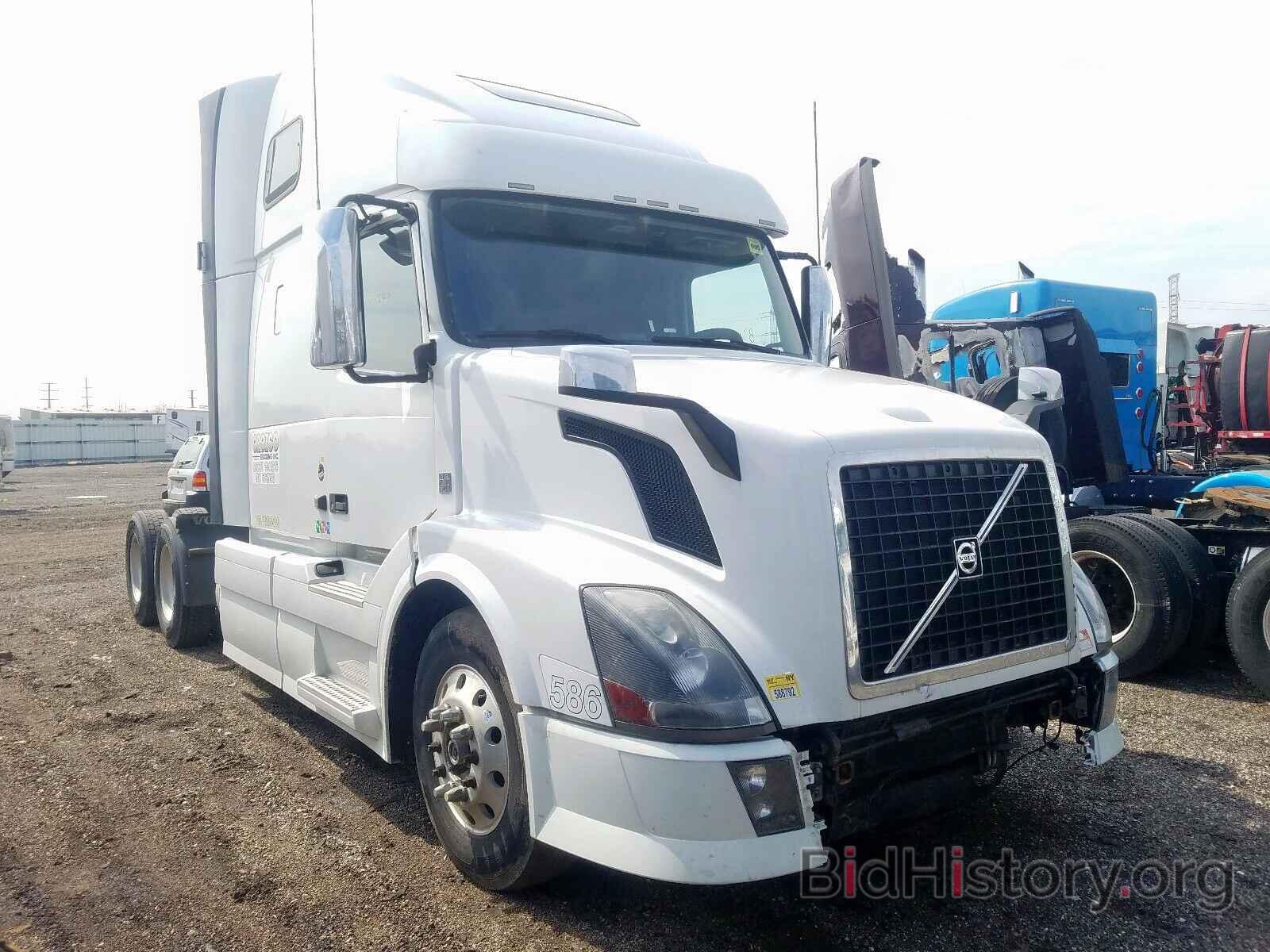 Photo 4V4NC9EH2FN185586 - VOLVO VN 2015