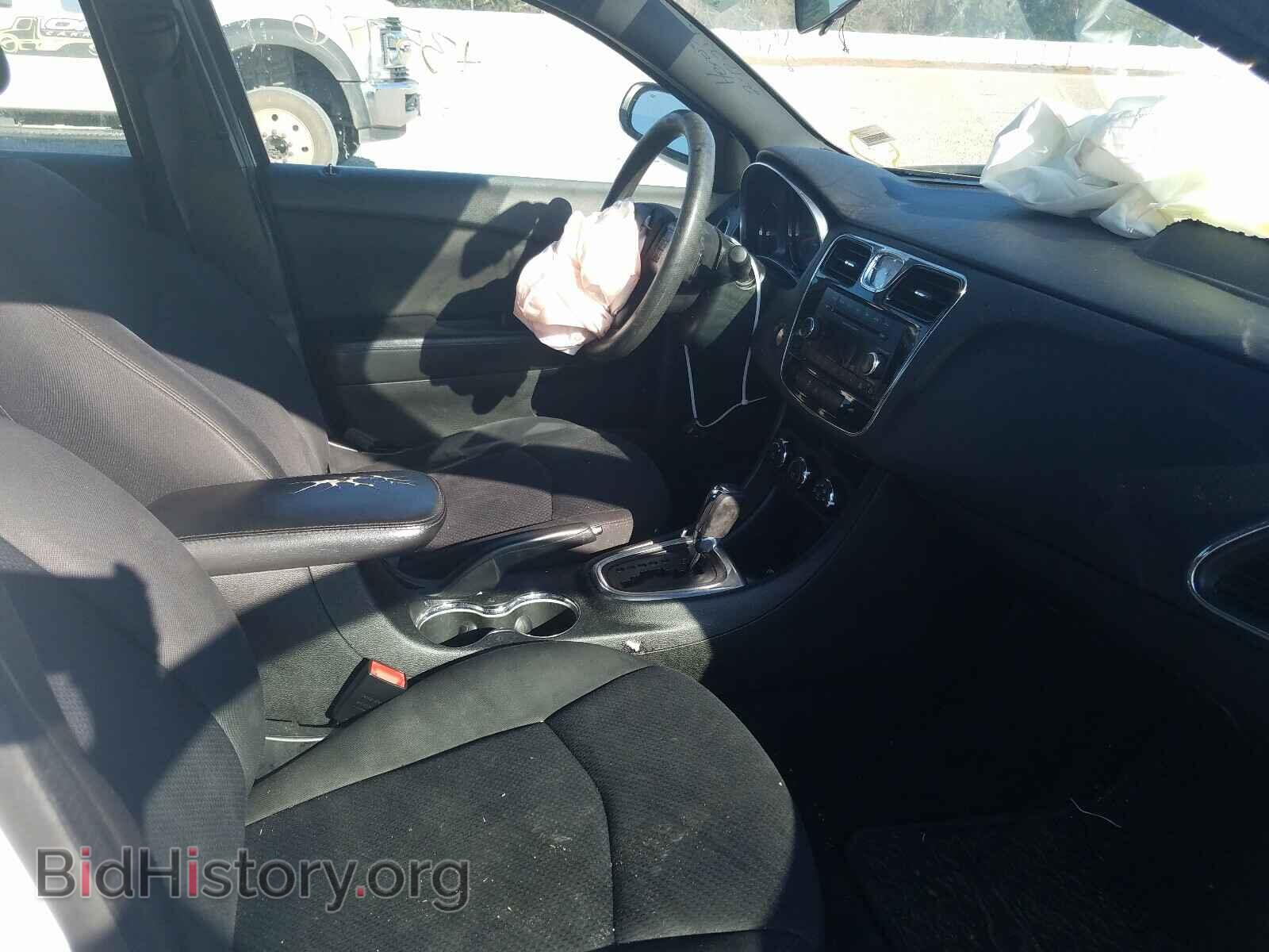 2013 CHRYSLER 200 - VIN: 1C3CCBAB0DN685954 - Фото 5