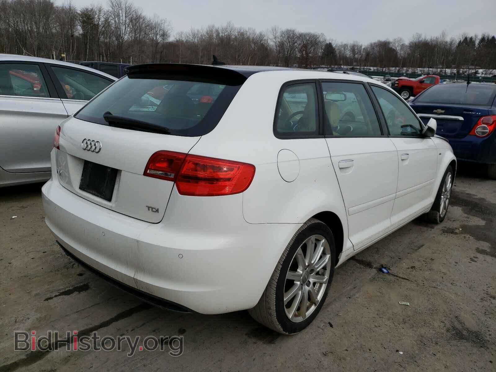 2012 AUDI A3 - VIN: WAUKJAFM9CA012133 - Фото 4