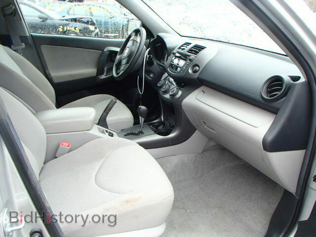 2011 TOYOTA RAV4 - VIN: 2T3BF4DV2BW096815 - Фото 5