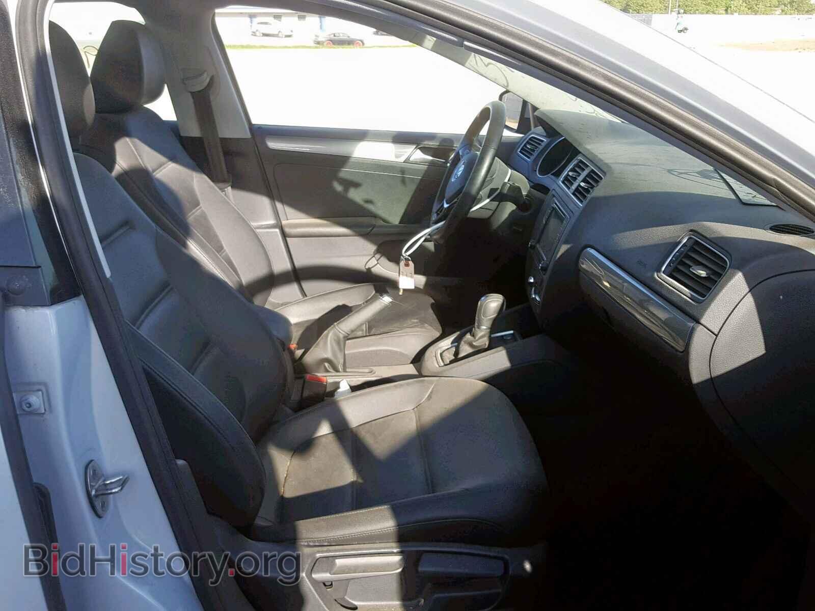 2017 VOLKSWAGEN JETTA - VIN: 3VWDB7AJ1HM368205 - Фото 5