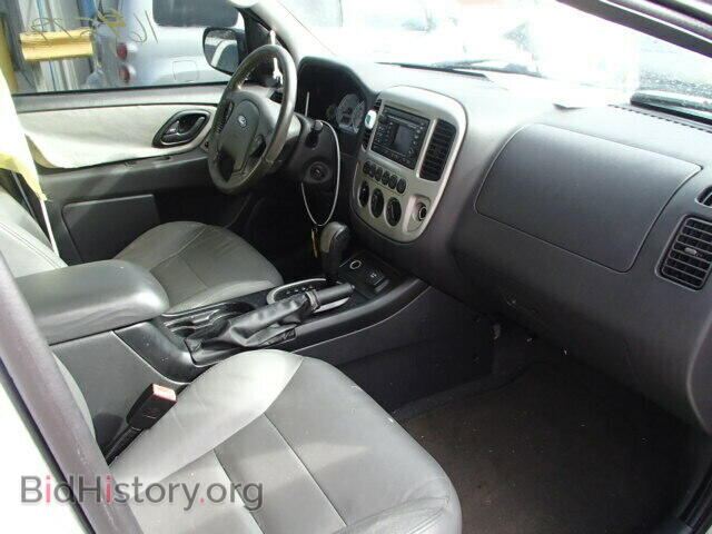 2005 FORD ESCAPE - VIN: 1FMCU95H55KD91304 - Фото 5